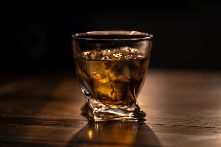 Sprzedaż nietuzinkowej szkockiej whisky bez żadnych kłopotów