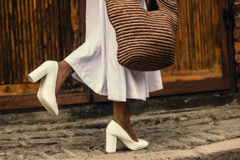 Wpływ kultury popularnej i mediów społecznościowych na preferencje w zakresie obuwia damskiego